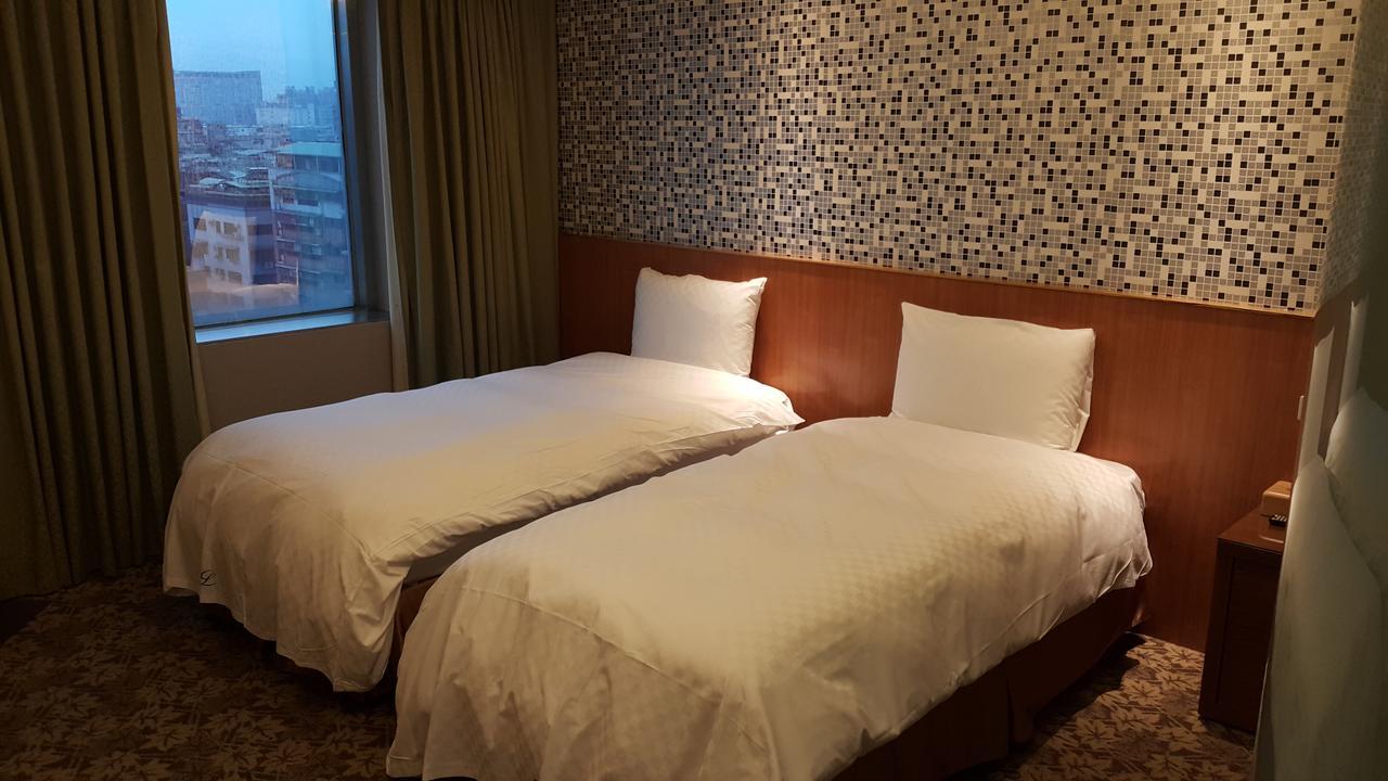 友愛金色商旅golden Age Hotel Taipei Bagian luar foto