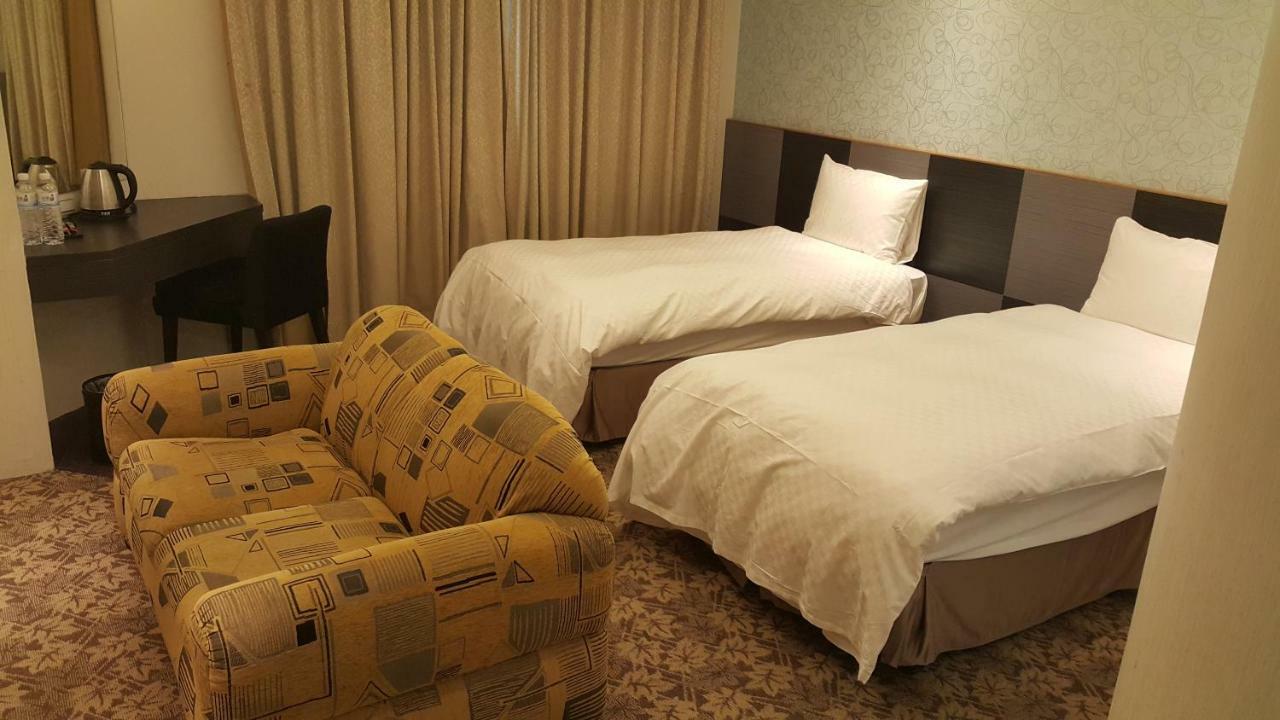 友愛金色商旅golden Age Hotel Taipei Bagian luar foto